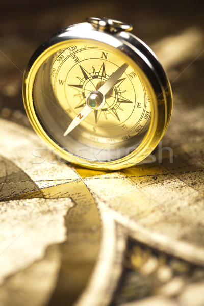 Сток-фото: компас · бумаги · карта · фон · путешествия