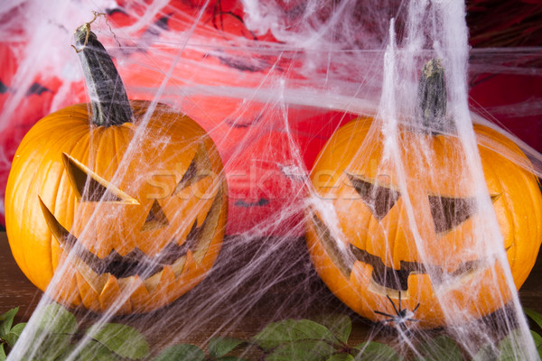 [[stock_photo]]: Halloween · web · yeux · fond · orange · espace