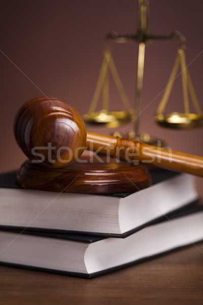 Prawa sędzia sprawiedliwości studio drewna młotek Zdjęcia stock © JanPietruszka