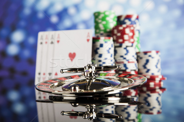 Jugando ruleta casino diversión Foto stock © JanPietruszka