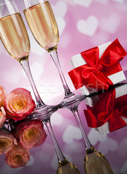 Champagne valentijnsdag rozen spiegel liefde hart Stockfoto © JanPietruszka