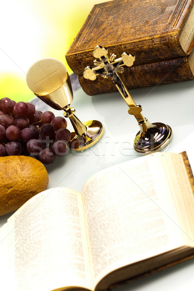 Keresztény szent úrvacsora fényes könyv Jézus Stock fotó © JanPietruszka
