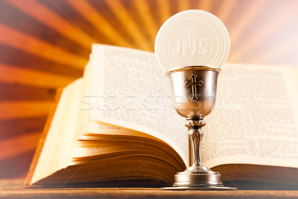 Szentség úrvacsora fényes Jézus templom kenyér Stock fotó © JanPietruszka