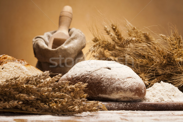 ストックフォト: 全粒粉パン · 伝統的な · パン · 食品 · 背景