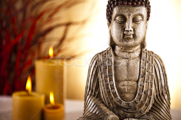 Buddha lumânare soare fum relaxa se închina Imagine de stoc © JanPietruszka
