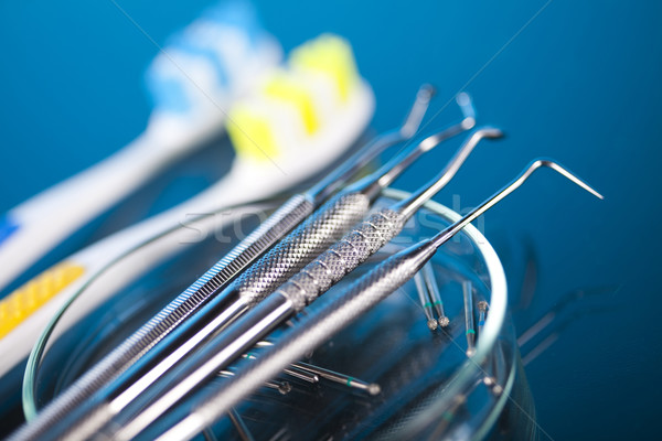 牙科 工具 集 金屬 醫藥 鏡子 商業照片 © JanPietruszka