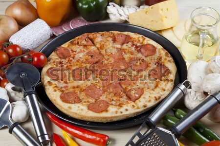 Pizza panela saboroso naturalismo comida folha Foto stock © JanPietruszka