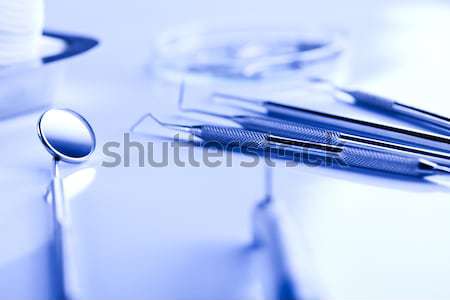 Sprzęt stomatologiczny lekarza muzyka lustra narzędzie zawodowych Zdjęcia stock © JanPietruszka