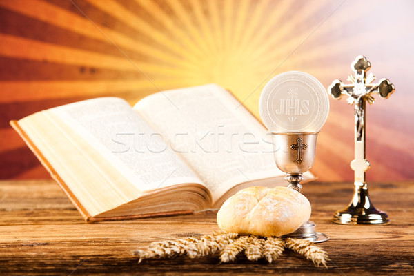 [[stock_photo]]: Communion · lumineuses · livre · jesus · église