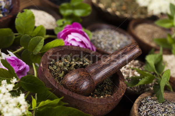 Natural medicină masa de lemn natură frumuseţe Imagine de stoc © JanPietruszka