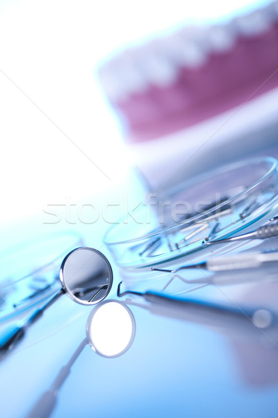 Fogászat fém gyógyszer tükör szerszám profi Stock fotó © JanPietruszka