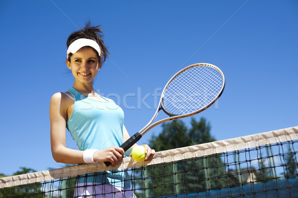 Fată joc tenis natural colorat femeie Imagine de stoc © JanPietruszka