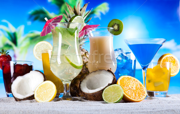 [[stock_photo]]: Cocktails · alcool · boissons · naturelles · coloré