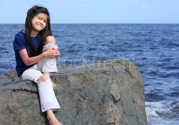 Child enjoying the lakeshore Stock photo © jarenwicklund
