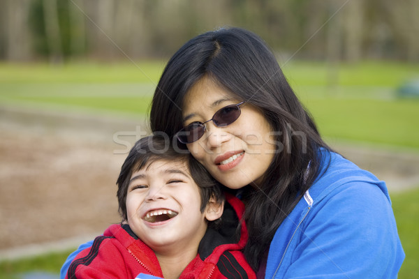 Asiático mãe filho juntos parque Foto stock © jarenwicklund