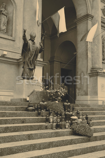 Szobor pápa égbolt kéz művészet templom Stock fotó © jarin13
