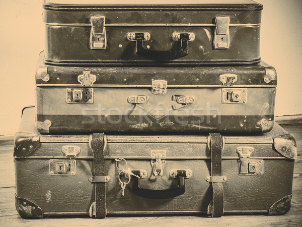 öreg bőrönd gyönyörű kék barna bőröndök Stock fotó © jarin13