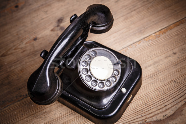 [[stock_photo]]: Vieux · noir · téléphone · poussière · isolé