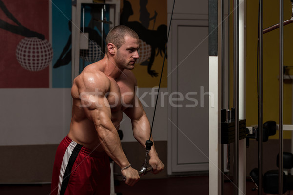 Foto stock: Tricípite · exercer · jovem · musculação · pesado · peso