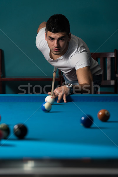 Junge Männer Ball Billardtisch Mann Sport Erfolg Stock foto © Jasminko
