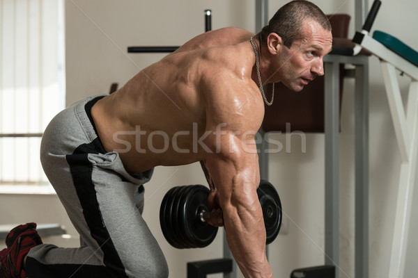 Gezonde man oefening Maakt een reservekopie gymnasium Stockfoto © Jasminko