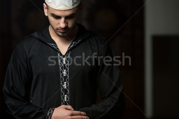 Szerény muszlim ima fiatal fickó készít Stock fotó © Jasminko