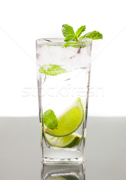 Hideg alkoholos ital mojito citrus menta üdítő Stock fotó © jaykayl