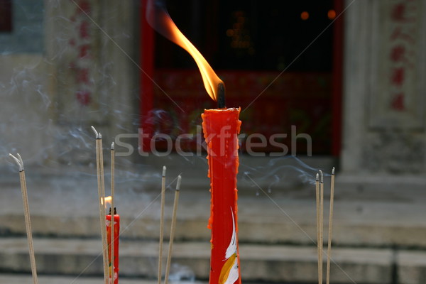 Vela incenso ardente budista templo quente Foto stock © jeayesy