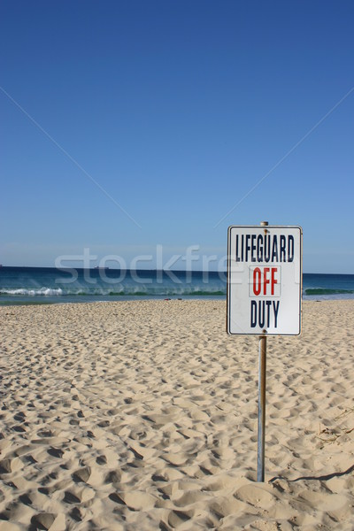 Rettungsschwimmer aus Pflicht Sommer Strand Szene Stock foto © jeayesy