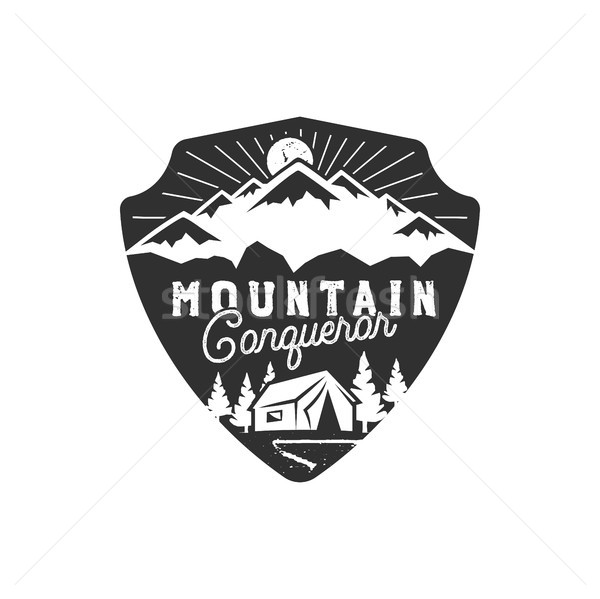 Outdoor badge montagna conquistatore emblema Foto d'archivio © JeksonGraphics