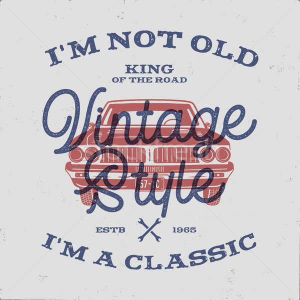 Zi de naştere aniversare cadou tricou nu vechi Imagine de stoc © JeksonGraphics