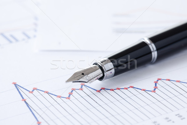 [[stock_photo]]: Stylo · graphe · d'affaires · photo · coup · argent · marché