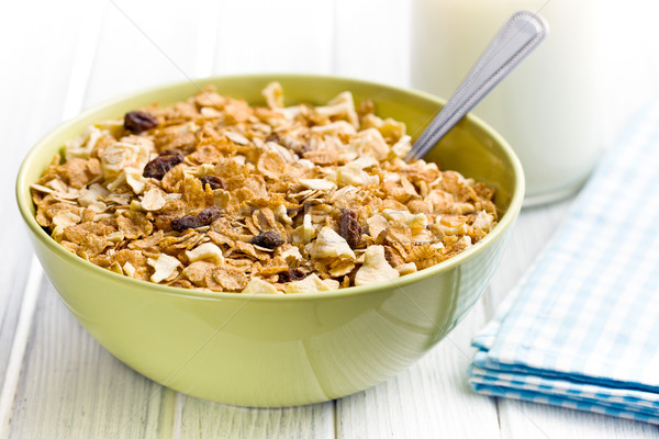 Stockfoto: Knapperig · müsli · kom · melk · keukentafel · ontbijt