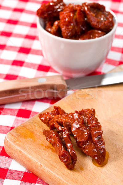 Aszalt paradicsomok konyhaasztal természet piros tányér Stock fotó © jirkaejc