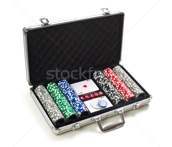 Aluminiu valiză poker set fundal alb Imagine de stoc © jirkaejc