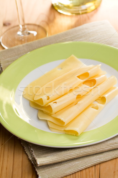 Foto stock: Fatias · queijo · prato · leite · alimentação · amarelo