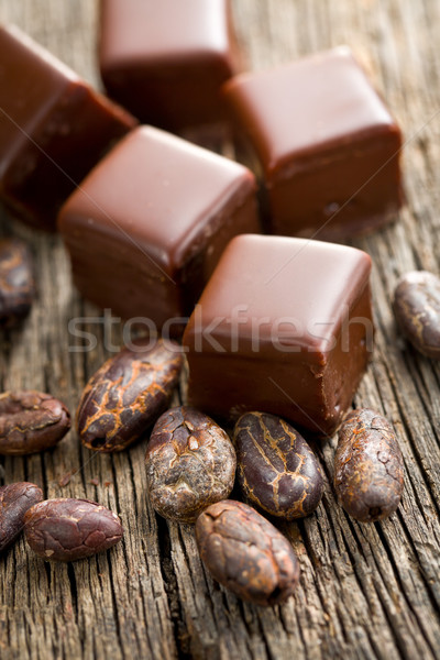 Stockfoto: Chocolade · bonen · houten · achtergrond · snoep