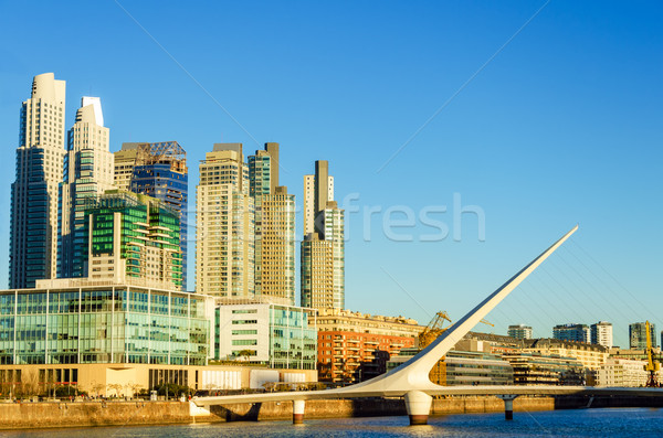 Felhőkarcolók felhőkarcoló híd előkelő környék Buenos Aires Stock fotó © jkraft5