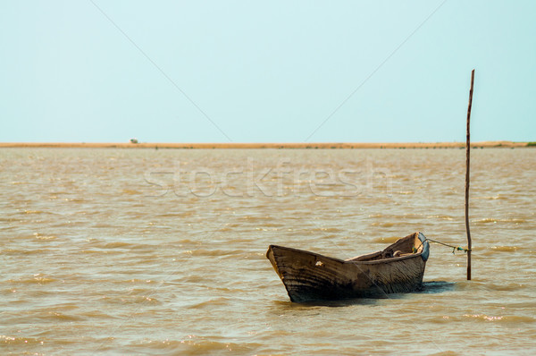 Lone Canoe Stock photo © jkraft5