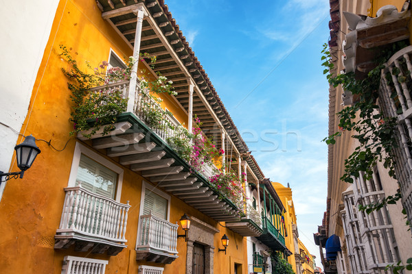 Historisch koloniaal architectuur oranje witte gebouwen Stockfoto © jkraft5