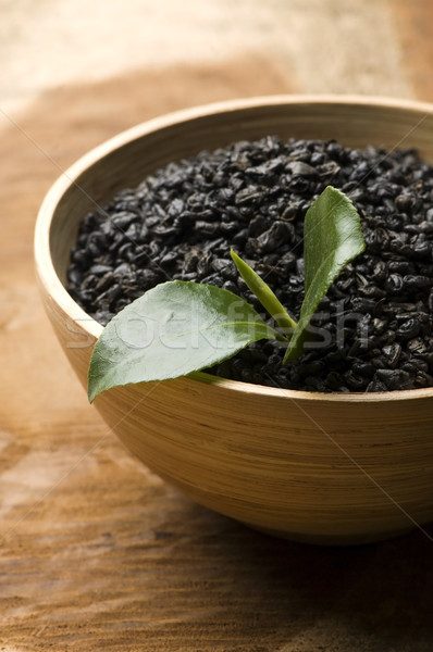 新鮮 乾燥 茶 木 性質 葉 商業照片 © joannawnuk
