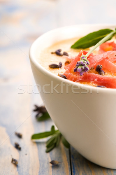 Frischen Melone Suppe Schinken Lavendel Blume Stock foto © joannawnuk