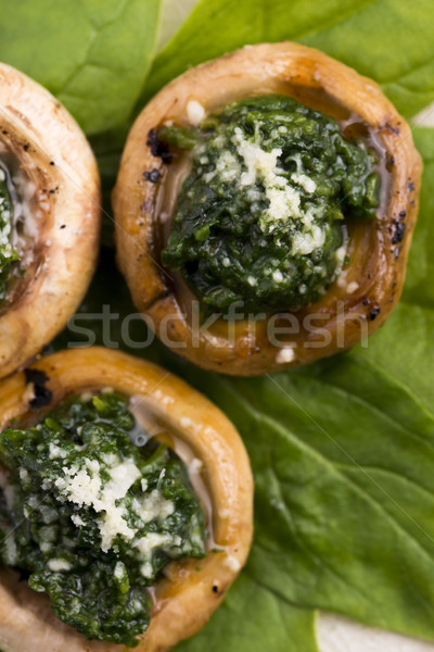 蘑菇 塞上 菠菜 表 綠色 晚餐 商業照片 © joannawnuk