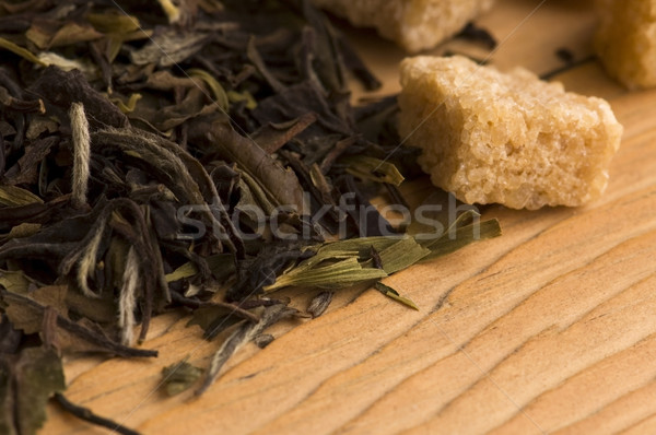 Groene thee blad thee goud beker japans Stockfoto © joannawnuk