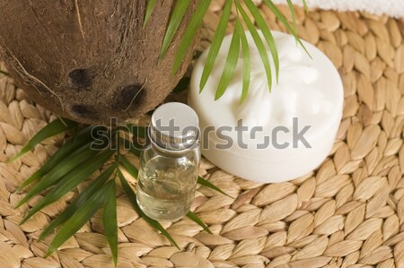 Kokosnoot olie alternatief therapie bloem gezondheid Stockfoto © joannawnuk