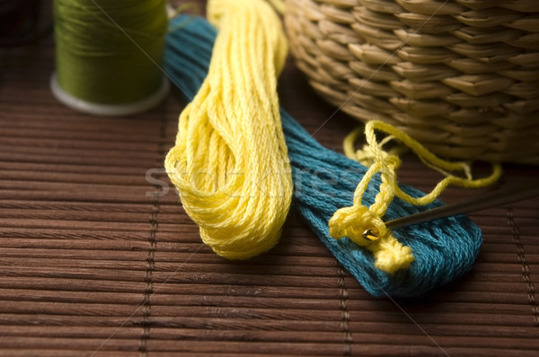 вязанье крюк шерсти домой зеленый мяча Сток-фото © joannawnuk