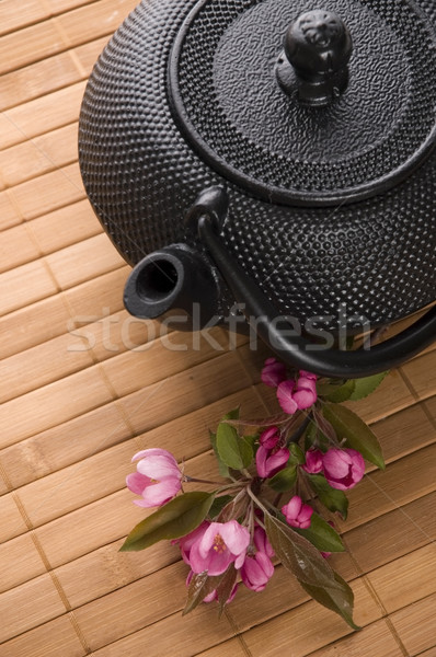 Stock fotó: Edény · tea · teáskanna · friss · virágok · bambusz