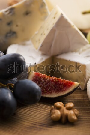 Foto stock: Queso · frutas · uvas · frutas · restaurante