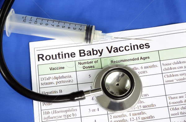 Listă medical copil vaccinare imunizare copil Imagine de stoc © johnkwan