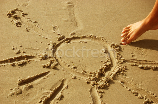 Sol dibujo arena playa vacaciones Foto stock © johnnychaos